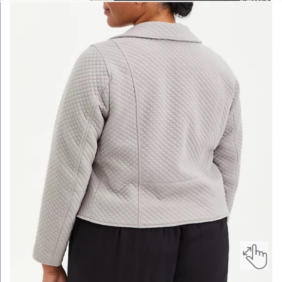 Torrid moto jacket grey quilted NWT size 5x (26/28) - Picture 4 of 15